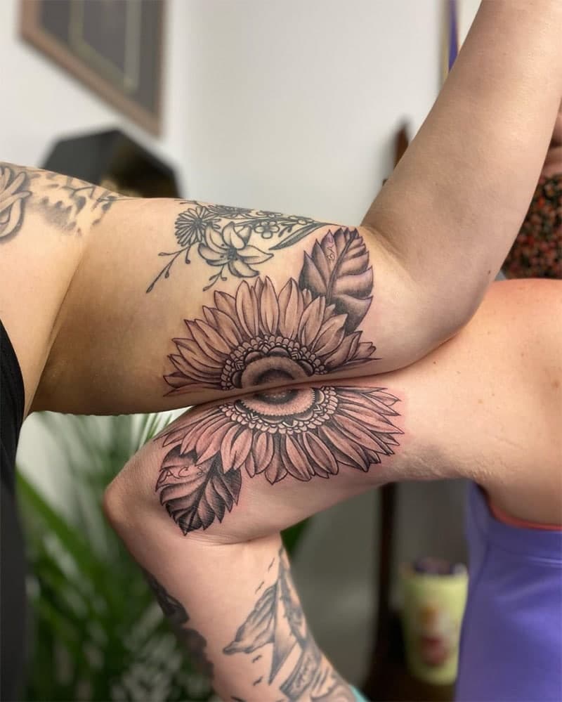 Matching motherdaughter Sunflower  Roche INK Tattoos  Facebook